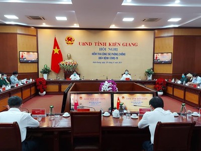 Kiên Giang họp trực tuyến chỉ đạo công tác phòng chống dịch bệnh chiều 28/6.