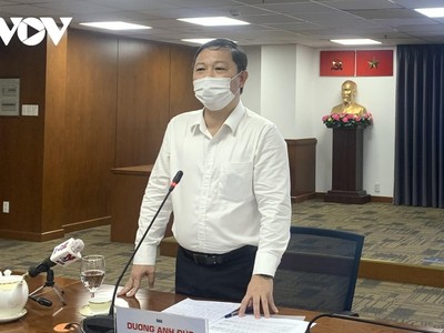 Ông Dương Anh Đức tại cuộc họp báo.