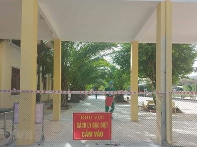 Một góc Bệnh viện dã chiến số 1 tỉnh Nghệ An làm nhiệm vụ thu dung, điều trị bệnh nhân COVID-19. (Ảnh: Trung Thành/TTXVN).