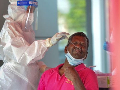 Malaysia và Philippines vẫn ghi nhận thêm hàng nghìn ca nhiễm mới