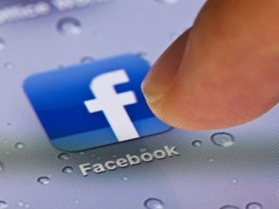 Tổng thống Mỹ bày tỏ hy vọng Facebook sẽ tăng cường các biện pháp nhằm ngăn chặn tin giả lây lan. (Nguồn: usnews.com).