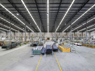 Lũy kế 6 tháng đầu năm 2021, doanh thu thuần và lợi nhuận hợp nhất trước thuế của Nhựa Tiền Phong đều tăng so với cùng kỳ năm 2020.