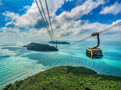 Phú Quốc có cơ hội mở cửa đón khách ngoại sau khi triển khai thí điểm “hộ chiếu vaccine”.