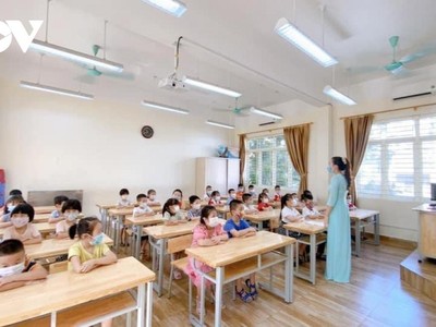 Học sinh các cấp tại Quảng Ninh chuẩn bị bước vào năm học mới với nhiều chính sách hỗ trợ.