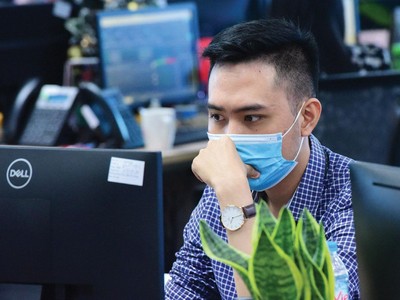 Dòng vốn trong nước ngày càng ít bị chi phối bởi động thái bán ròng của khối ngoại.