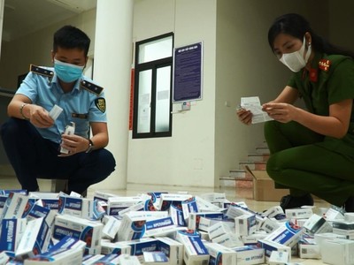 Thu số lượng lớn thuốc điều trị Covid-19 không đảm bảo chất lượng.