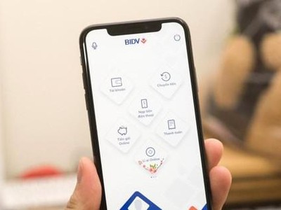 Đã có thể đóng bảo hiểm xã hội tự nguyện, gia hạn thẻ bảo hiểm y tế thông qua ứng dụng ngân hàng