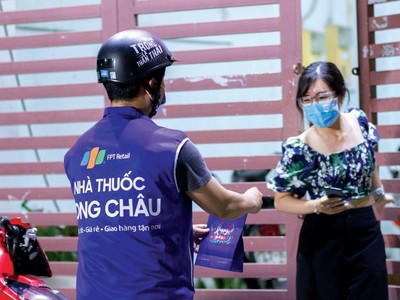 6 tháng đầu năm, chuỗi nhà thuốc Long Châu ghi nhận 1.336 tỷ đồng doanh thu, gấp 3 lần cùng kỳ năm ngoái.