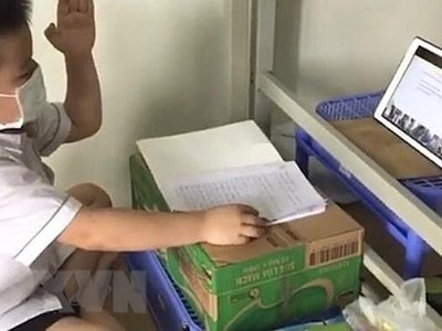 Học sinh Đà Nẵng sẽ học chương trình mới bằng hình thức trực tuyến. (Ảnh: TTXVN phát).