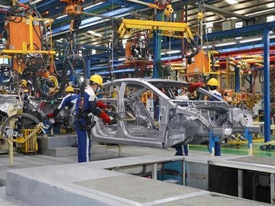 Dây chuyền sản xuất ôtô của Hyundai Thành Công. (Ảnh: Đức Phương/TTXVN).