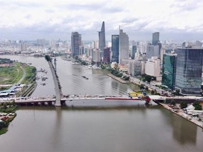 Cầu chính dự án cầu Thủ Thiêm 2 hợp long vào dịp Quốc khánh, ngày 2/9/2021. (Ảnh: Trung Tuyến/TTXVN).