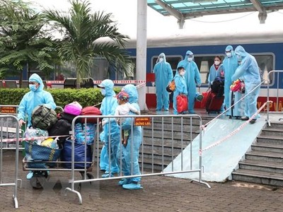 Không cách ly tập trung với người về từ TP.HCM đã tiêm 2 mũi vaccine