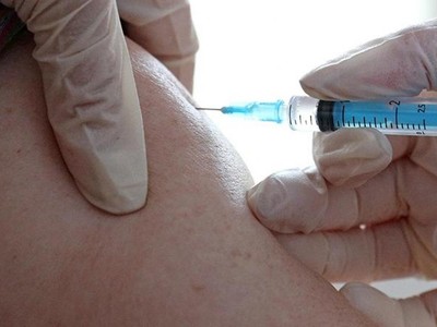 Tiêm chủng Covid-19 (Ảnh minh họa của TASS).