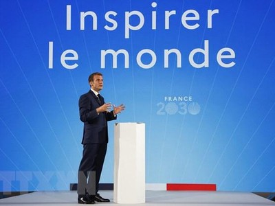 Tổng thống Pháp Emmanuel Macron phát biểu tại hội nghị ở Paris, Pháp, ngày 12/10/2021. (Ảnh: AFP/TTXVN).