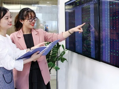 Chọn cổ phiếu nào cho quý IV?