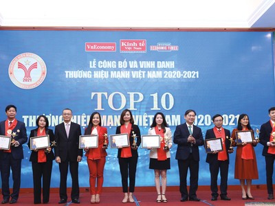 Top 10 Thương hiệu mạnh Việt Nam năm 2020 - 2021 có tên các thương hiệu: Viettel, Vietcombank, VietinBank, Techcombank, VinGroup, Masan, Vinamilk, VNPT, SunGroup và Masterise Homes.