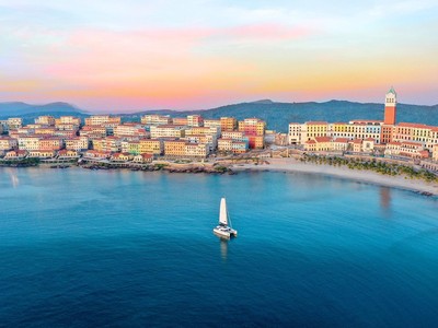 Toàn cảnh thị trấn Địa Trung Hải - Nam Phú Quốc.