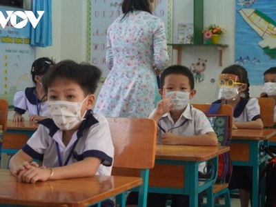 Học sinh một số lớp tại xã đảo Thạnh An, huyện Cần Giờ, TP.HCM đã trở lại trường để học tập trực tiếp từ ngày 20/10.