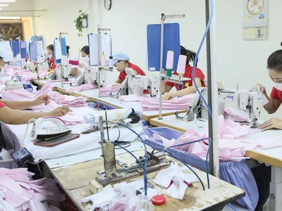 Các gói cứu trợ nhằm giúp doanh nghiệp tái cơ cấu, phục hồi sản xuất - kinh doanh.