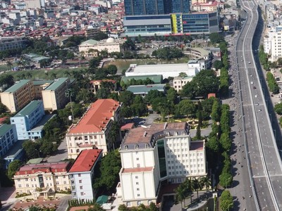 Tăng cường đầu tư công trong lĩnh vực cơ sở hạ tầng được coi là một biện pháp kích thích tăng trưởng kinh tế.