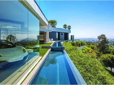 Bất động sản hàng hiệu trên đồi: Xu hướng “nóng”, “đón sóng” đầu tư