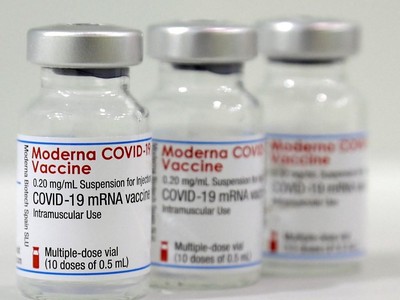 Vaccine ngừa COVID-19 của Moderna. (Ảnh: AFP/TTXVN).
