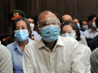 Bị cáo Lê Tấn Hùng, cựu Tổng giám đốc SAGRI. (ảnh: Trọng Tín).