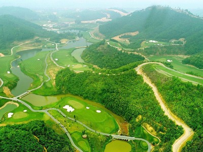 Hilltop Valley Golf Club là dự án gây được tiếng vang lớn của Geleximco tại Hòa Bình.