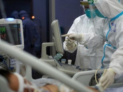 Thủ tướng yêu cầu Bộ Y tế tìm giải pháp ngăn chặn, đẩy lùi các trường hợp nhiễm Covid-19 chuyển nặng và tử vong.