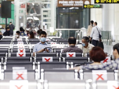 Nhu cầu đi lại bằng đường hàng không vẫn thấp.