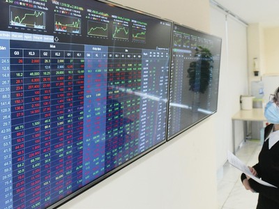 Vốn hóa thị trường chứng khoán Việt Nam năm 2021 đạt hơn 7,5 triệu tỷ đồng, tăng trên 45% so với cuối năm 2020.