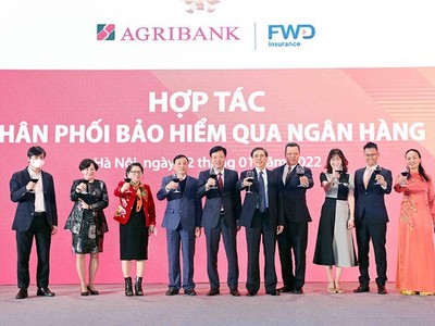 Agribank và FWD Việt Nam triển khai hợp tác về phân phối bảo hiểm qua ngân hàng