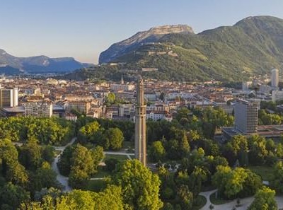 Một góc thành phố Grenoble của Pháp. (Nguồn: Grenoble-tourisme.com).
