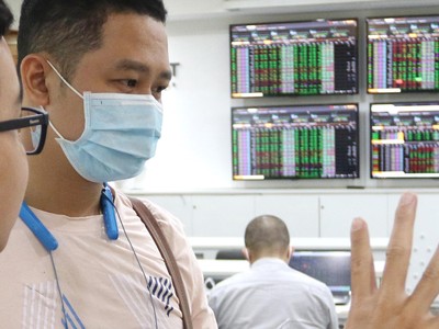 Tìm động lực thị trường chứng khoán 2022