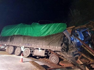 Hiện trường một vụ tai nạn giao thông. (Ảnh: TTXVN).