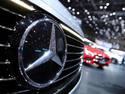 Mercedes-Benz bị phạt 20,2 tỷ won (16,87 triệu USD). (Nguồn: Reuters).