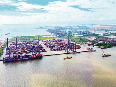 Lĩnh vực logistics của Việt Nam vẫn hấp dẫn các nhà đầu tư nước ngoài bất chấp các rào cản do các quy định pháp luật.