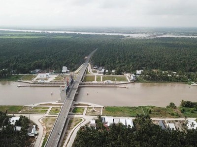 Nhiều tỉnh ven biển Tây Nam Bộ chủ động ứng phó xâm nhâp mặn.