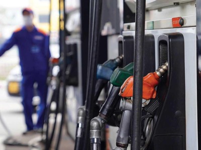 Giá xăng dầu đang tạo sức ép chi phí lên toàn nền kinh tế.