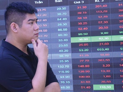 Dòng tiền trên thị trường chứng khoán có xu hướng thận trọng trước những biến động địa chính trị trên thế giới.