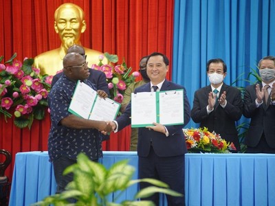 Angimex ký hợp đồng xuất khẩu gạo trị giá tỷ đô với nước CH SIERRA LEONE.