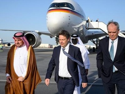 Bộ trưởng Kinh tế Đức Robert Habeck thăm Qatar. (Ảnh: DPA).