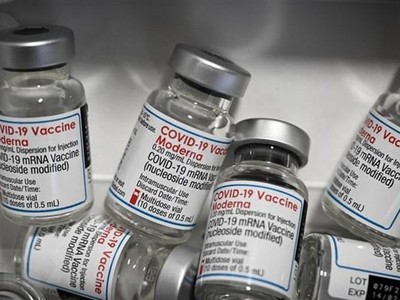 Vaccine ngừa COVID-19 của Hãng dược phẩm Moderna. (Ảnh: AFP/TTXVN)
