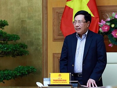 Phó Thủ tướng Thường trực Chính phủ Phạm Bình Minh làm Chủ tịch Ủy ban An toàn giao thông Quốc gia .(Ảnh: VGP)