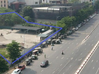 Khu đất đang gây ra tranh chấp giữa các bên. Ảnh: Dũng Minh.