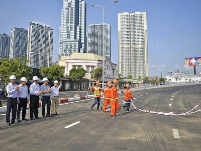 Ngày Dự án Sửa chữa đường Nguyễn Hữu Cảnh thông xe cũng là ngày “phán quyết” siêu máy bơm.