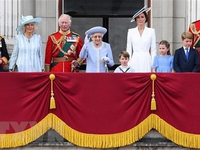 Kết thúc Đại lễ bạch kim kỷ niệm 70 năm Nữ hoàng Elizabeth II lên ngôi