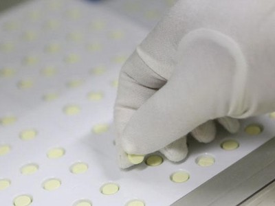 Ngành dược Việt Nam nhập khẩu 80 - 90% nguyên liệu, phần lớn từ Trung Quốc và Ấn Độ.