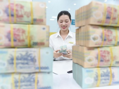 Gói hỗ trợ lãi suất 2% được kỳ vọng sẽ kích thích nhu cầu tín dụng và ngân hàng được hưởng lợi.