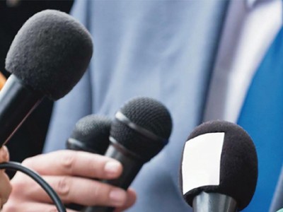 Việc tiếp cận thông tin xác thực từ các doanh nghiệp là không dễ dàng.